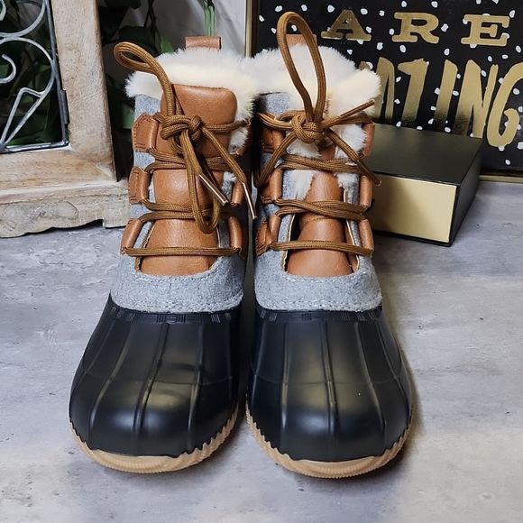 Maurices brand booties NWOT - Picture 4 of 7